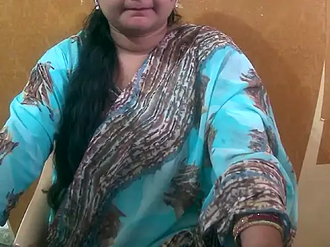 Snapshot of Saniya_K chatting on September 21, 2025, 3:19 am Saniya K online show from September 21, 2025, 3:19 am