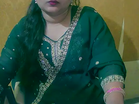 Snapshot of Saniya_K chatting on September 22, 2025, 3:03 pm Saniya K online show from September 22, 2025, 3:03 pm