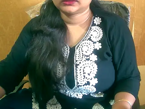 Snapshot of Saniya_K chatting on October 1, 2025, 7:14 am Saniya K online show from October 1, 2025, 7:14 am