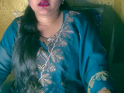 Snapshot of Saniya_K chatting on October 7, 2025, 5:10 pm Saniya K online show from October 7, 2025, 5:10 pm