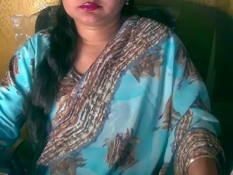 Snapshot of Saniya_K chatting on October 9, 2025, 5:11 pm Saniya K online show from October 9, 2025, 5:11 pm