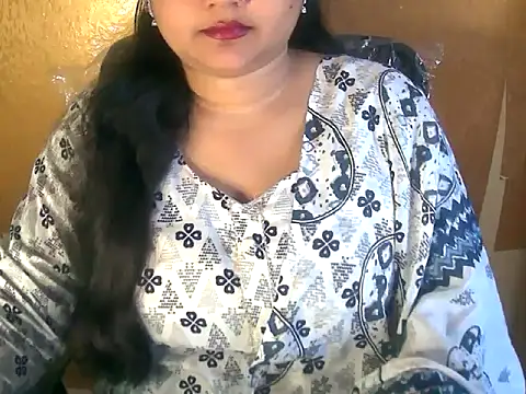 Snapshot of Saniya_K chatting on October 12, 2025, 7:40 am Saniya K online show from October 12, 2025, 7:40 am