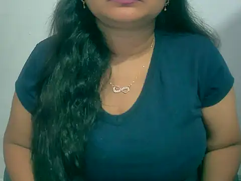 Snapshot of Saniya_K chatting on November 7, 2025, 4:51 pm Saniya K online show from November 7, 2025, 4:51 pm