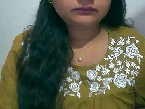 Snapshot of Saniya_K chatting on November 8, 2025, 3:45 pm Saniya K online show from November 8, 2025, 3:45 pm