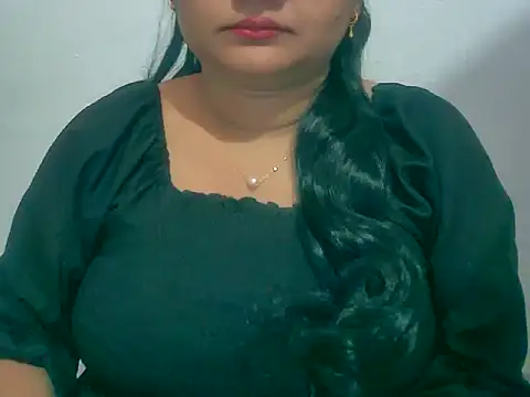 Snapshot of Saniya_K chatting on November 14, 2025, 1:43 pm Saniya K online show from November 14, 2025, 1:43 pm