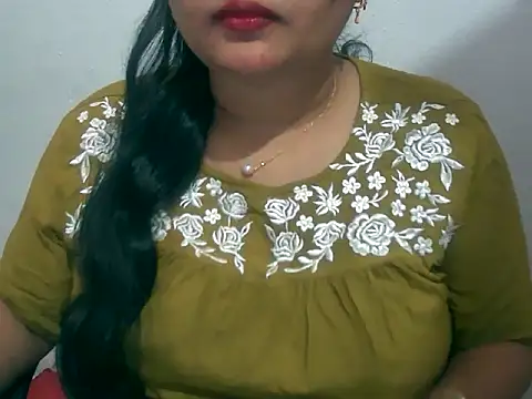 Snapshot of Saniya_K chatting on November 23, 2025, 4:40 pm Saniya K online show from November 23, 2025, 4:40 pm