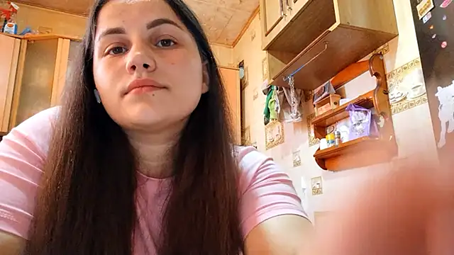 DierdreCousineau online show from September 11, 2025, 11:10 am