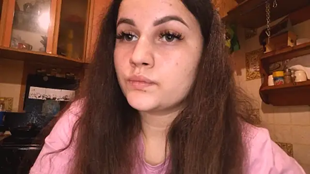 DierdreCousineau online show from November 22, 2025, 10:47 am