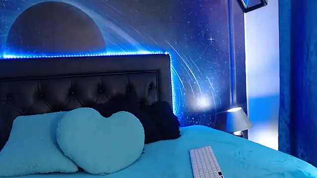 Snapshot of tiinaa_jouns chatting on November 5, 2025, 2:55 am tiinaa jouns online show from November 5, 2025, 2:55 am