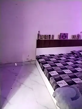 Sexy vernilla online show from October 27, 2025, 8:35 pm