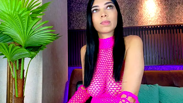 Snapshot of AshleyBaker1 chatting on October 25, 2025, 2:35 pm AshleyBaker1 online show from October 25, 2025, 2:35 pm