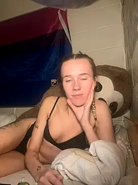 DollBabyy online show from October 16, 2025, 10:11 pm