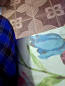 maddy3108 online show from November 22, 2025, 10:53 pm