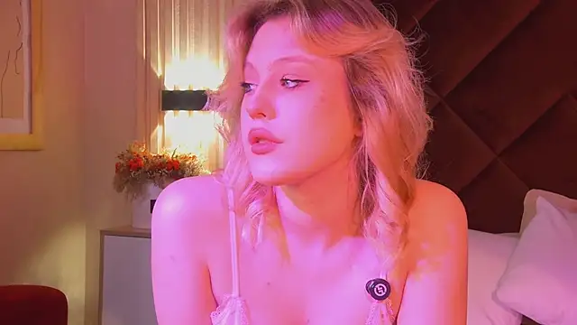 CaitlinSugar online show from November 20, 2025, 4:56 am