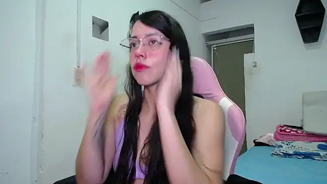 Amber09raiden online show from November 17, 2025, 7:30 pm