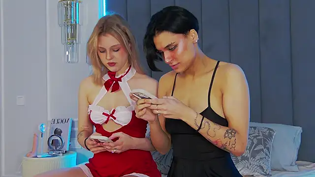 Snapshot of VioletAsh chatting on September 22, 2025, 4:25 am VioletAsh online show from September 22, 2025, 4:25 am