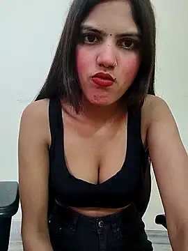 Snapshot of sexy_lips99 chatting on October 10, 2025, 4:33 am sexy lips99 online show from October 10, 2025, 4:33 am