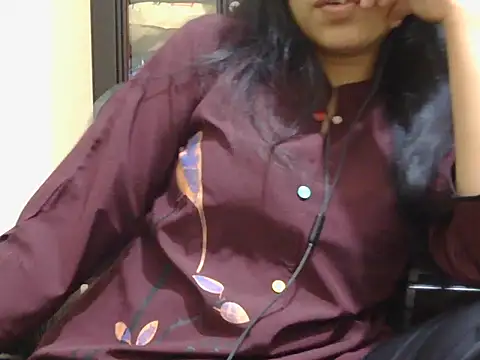 Snapshot of fairy_queen07 chatting on October 8, 2025, 8:39 pm fairy queen07 online show from October 8, 2025, 8:39 pm