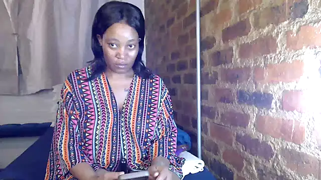 SweetPortableAmber online show from September 26, 2025, 8:35 pm