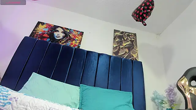 Snapshot of Hanna_wish chatting on November 27, 2025, 1:13 pm Hanna wish online show from November 27, 2025, 1:13 pm