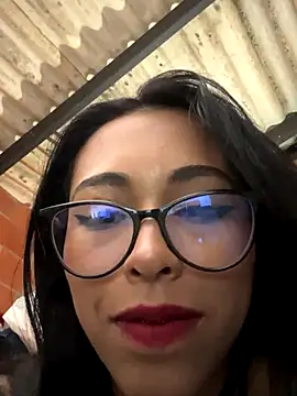 Snapshot of Emma__cumlovee chatting on October 14, 2025, 1:12 pm Emma cumlovee online show from October 14, 2025, 1:12 pm