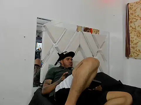 Snapshot of klever_haston chatting on December 2, 2025, 11:23 pm klever haston online show from December 2, 2025, 11:23 pm