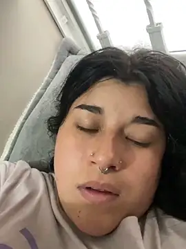 Tokio Sakura online show from September 29, 2025, 9:41 pm