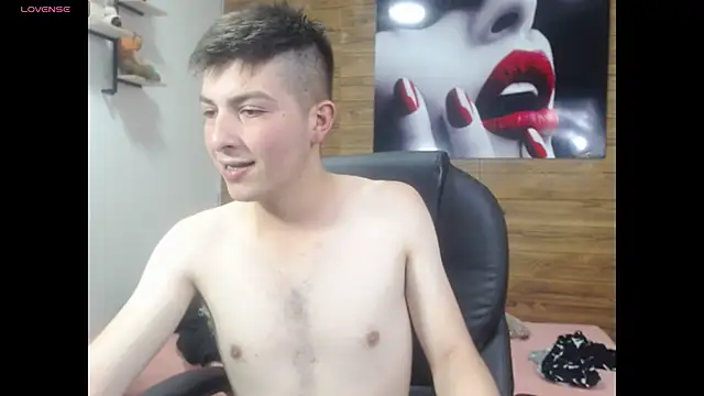 Snapshot of taner_king chatting on September 24, 2025, 3:10 am taner king online show from September 24, 2025, 3:10 am