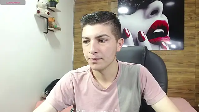 Snapshot of taner_king chatting on October 4, 2025, 3:15 am taner king online show from October 4, 2025, 3:15 am