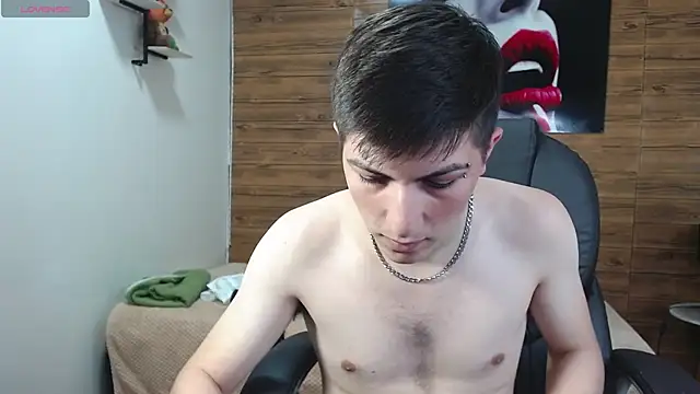 Snapshot of taner_king chatting on November 15, 2025, 3:15 am taner king online show from November 15, 2025, 3:15 am