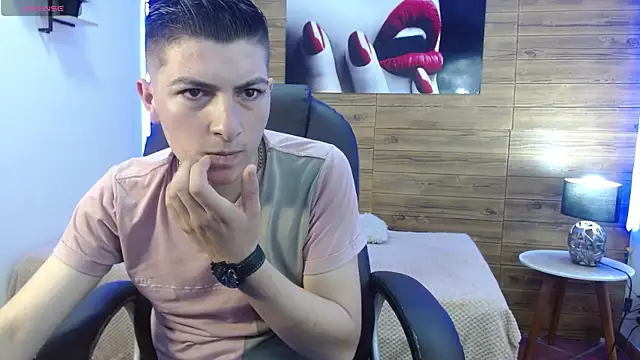 Snapshot of taner_king chatting on November 26, 2025, 2:56 am taner king online show from November 26, 2025, 2:56 am