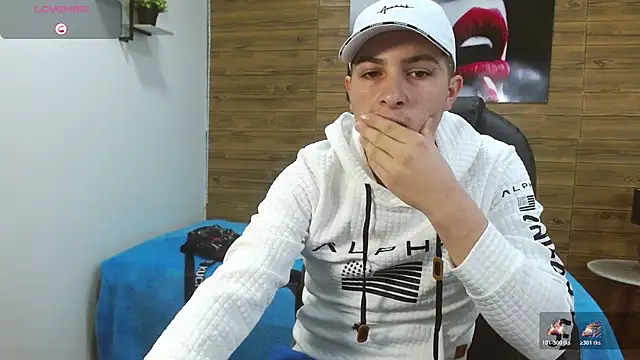 Snapshot of taner_king chatting on December 4, 2025, 2:43 am taner king online show from December 4, 2025, 2:43 am