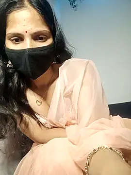 TheSassyGirl7 online show from November 6, 2025, 5:47 pm