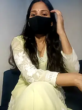 TheSassyGirl7 online show from November 11, 2025, 6:41 pm