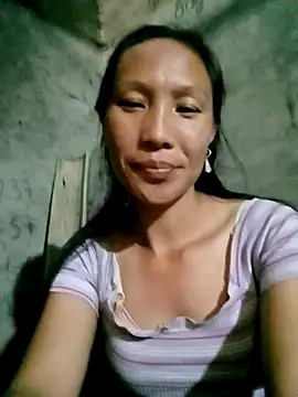 Snapshot of Lisa_pusy chatting on November 20, 2025, 4:23 am Lisa pusy online show from November 20, 2025, 4:23 am