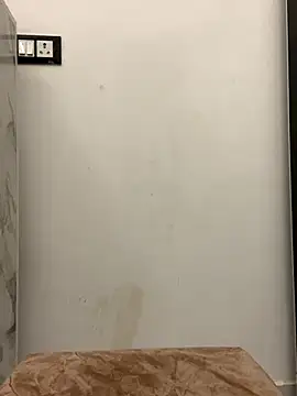 layra 9900 online show from November 24, 2025, 7:02 pm