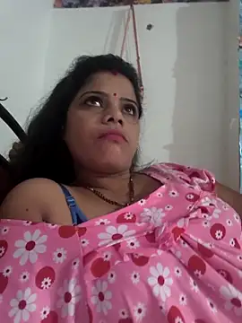 Snapshot of Setty54 chatting on November 3, 2025, 8:26 am Setty54 online show from November 3, 2025, 8:26 am