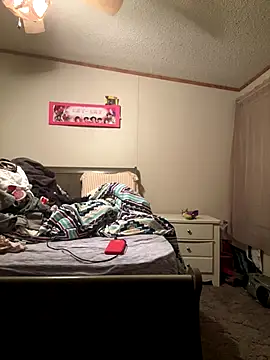 Lillie33366 online show from September 30, 2025, 11:04 am