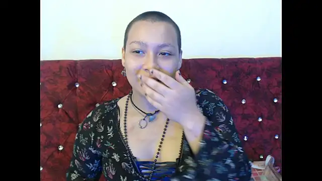 Cherry vald online show from November 12, 2025, 12:16 pm