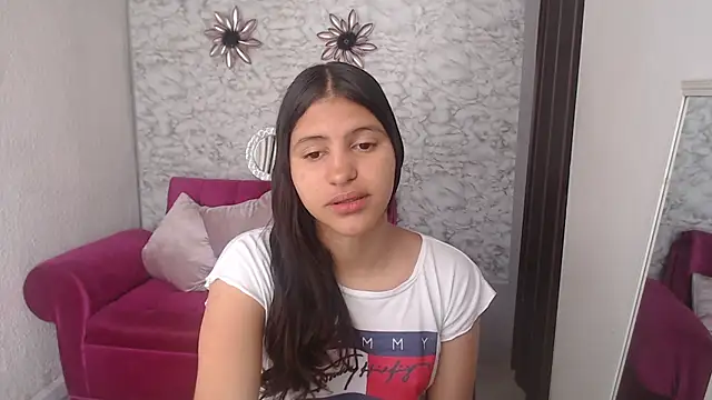 Snapshot of Evagirl69 chatting on September 24, 2025, 6:22 pm Evagirl69 online show from September 24, 2025, 6:22 pm