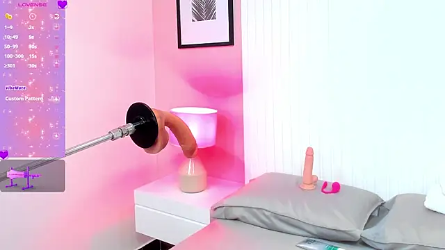 Snapshot of lauren_stone_ chatting on November 25, 2025, 7:25 pm lauren stone online show from November 25, 2025, 7:25 pm