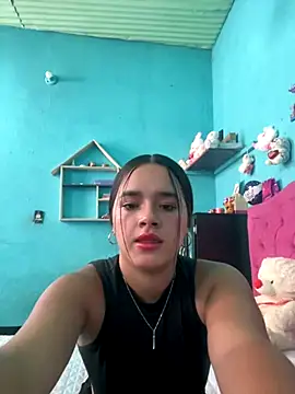 Luciaparker03 online show from September 26, 2025, 6:12 pm