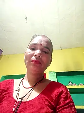 Snapshot of Monika_thakurr chatting on September 17, 2025, 7:59 pm Monika thakurr online show from September 17, 2025, 7:59 pm