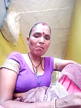 Snapshot of Monika_thakurr chatting on September 20, 2025, 8:48 am Monika thakurr online show from September 20, 2025, 8:48 am