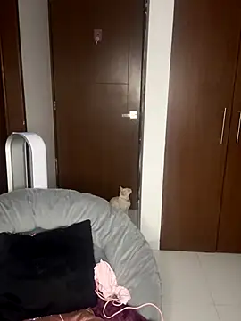 Snapshot of saravell chatting on November 20, 2025, 12:00 am saravell online show from November 20, 2025, 12:00 am