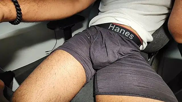 Snapshot of catt18 chatting on October 12, 2025, 8:08 pm catt18 online show from October 12, 2025, 8:08 pm