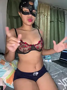 Kyra  Rose online show from November 14, 2025, 3:49 am