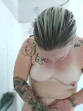 smoothlikemilk09 online show from November 6, 2025, 4:02 am