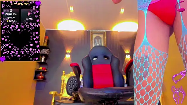 Snapshot of Natasha_clifford chatting on November 4, 2025, 7:13 pm Natasha clifford online show from November 4, 2025, 7:13 pm