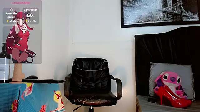 Snapshot of Natasha_clifford chatting on November 27, 2025, 7:32 am Natasha clifford online show from November 27, 2025, 7:32 am